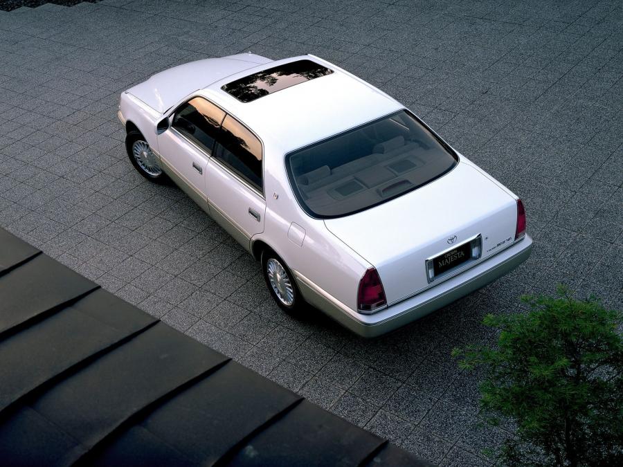  Toyota Crown Majesta 1995 года  (фото 9 из 25)